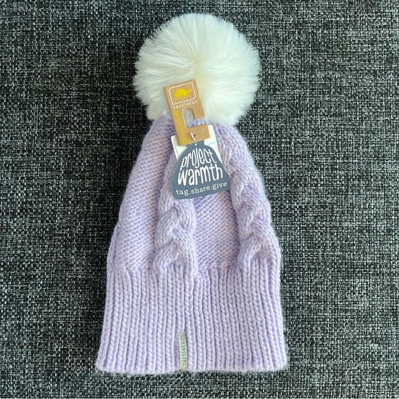 NWT Youth Turtle Fur Lavender Pom Pom Beanie - Picture 2 of 10